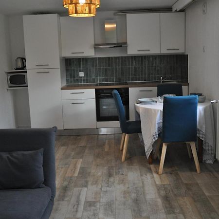 2 Pieces Renove En Rez-De-Chaussee Proche De La Gare 부르앙브레스 외부 사진